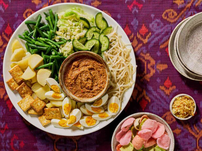 gado-gado khas indonesia